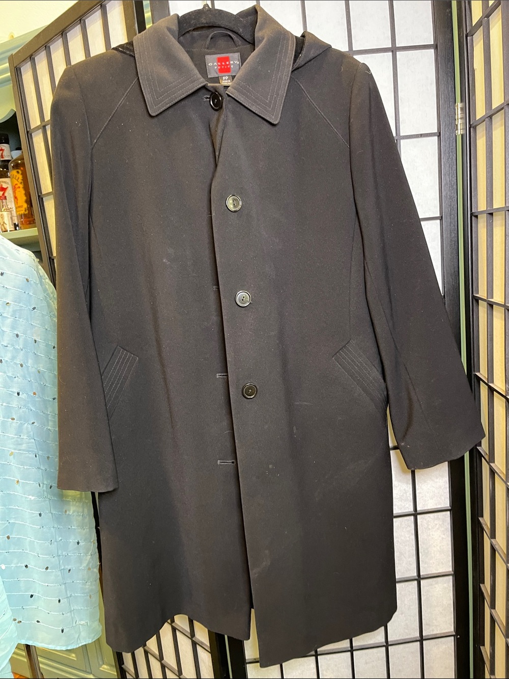 GALLERY Petite   Women's Black Single-Breasted Overcoat with Removable Hood